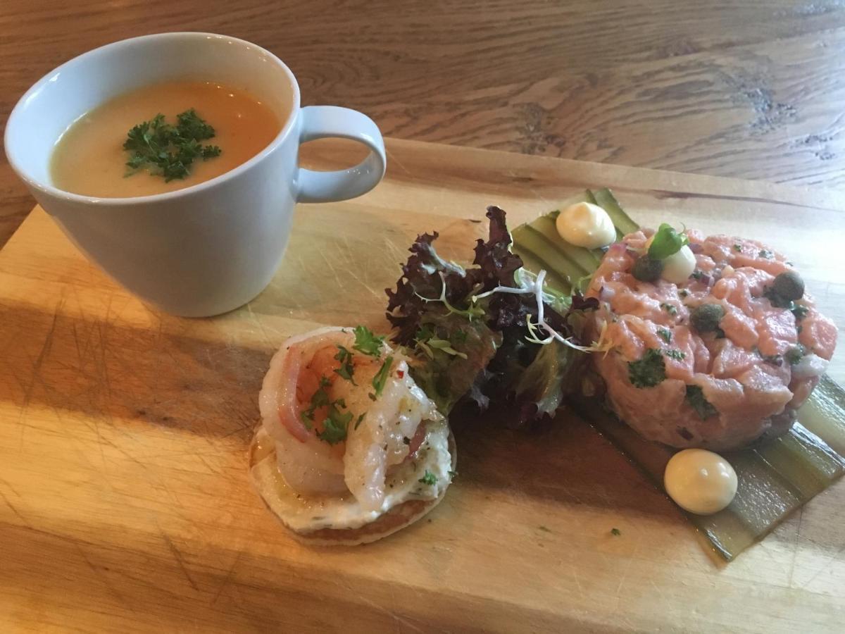 Hotel Restaurant In D'Ouwe Peel 헬레나빈 외부 사진