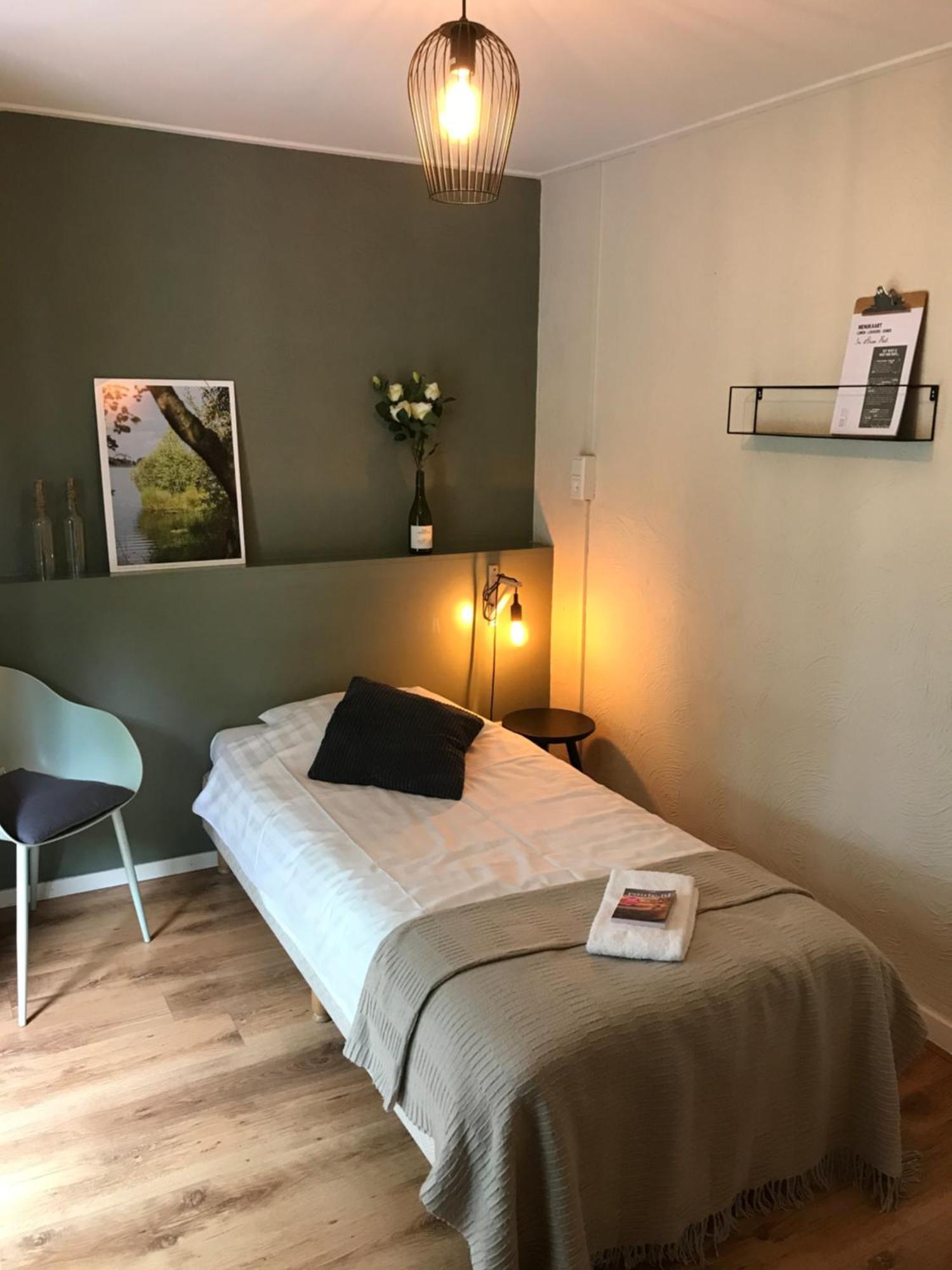Hotel Restaurant In D'Ouwe Peel 헬레나빈 외부 사진